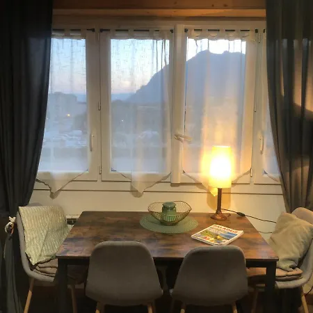 Duplex T3 Avec Balcon - Halle Olympique アパート